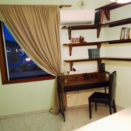 Liberty Porosview Apartement Galatás Eksteriør billede