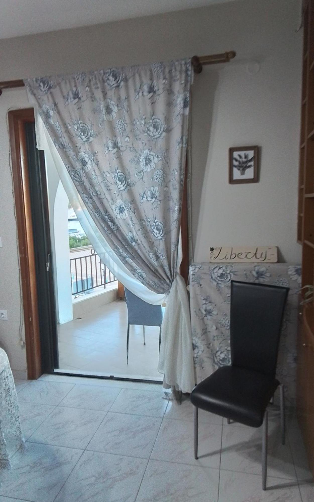 Liberty Porosview Apartement Galatás Eksteriør billede